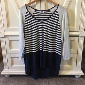 Old Navy V-Neck Sweater